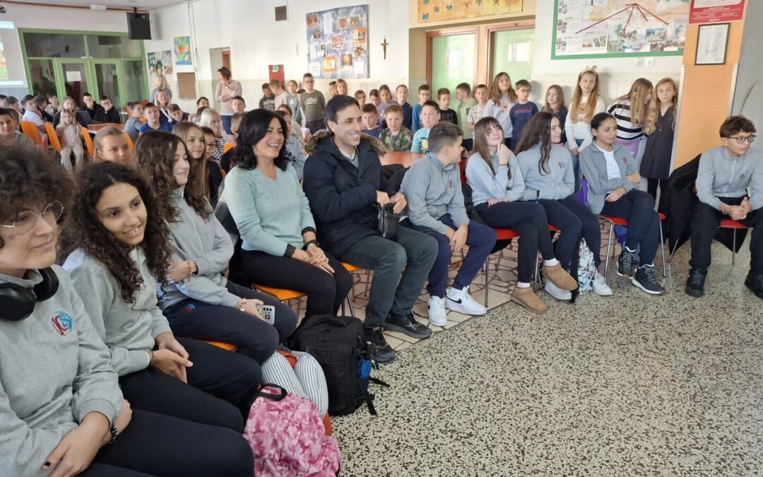 Erasmus+ mobilnost: Učenici i učitelji iz Sorrenta u posjetu OŠ Franje Šerte Bednja